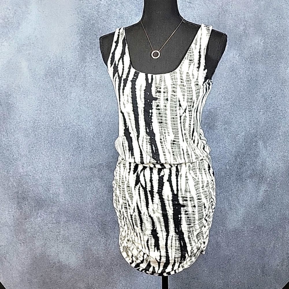 TART Collection Quin Tie-Dye Ruched Sleeveless Mini Dress - Picture 2 of 16